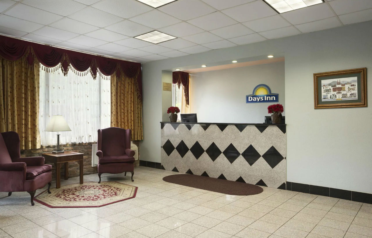 Days Inn Oil City Conference Center Exterior foto
